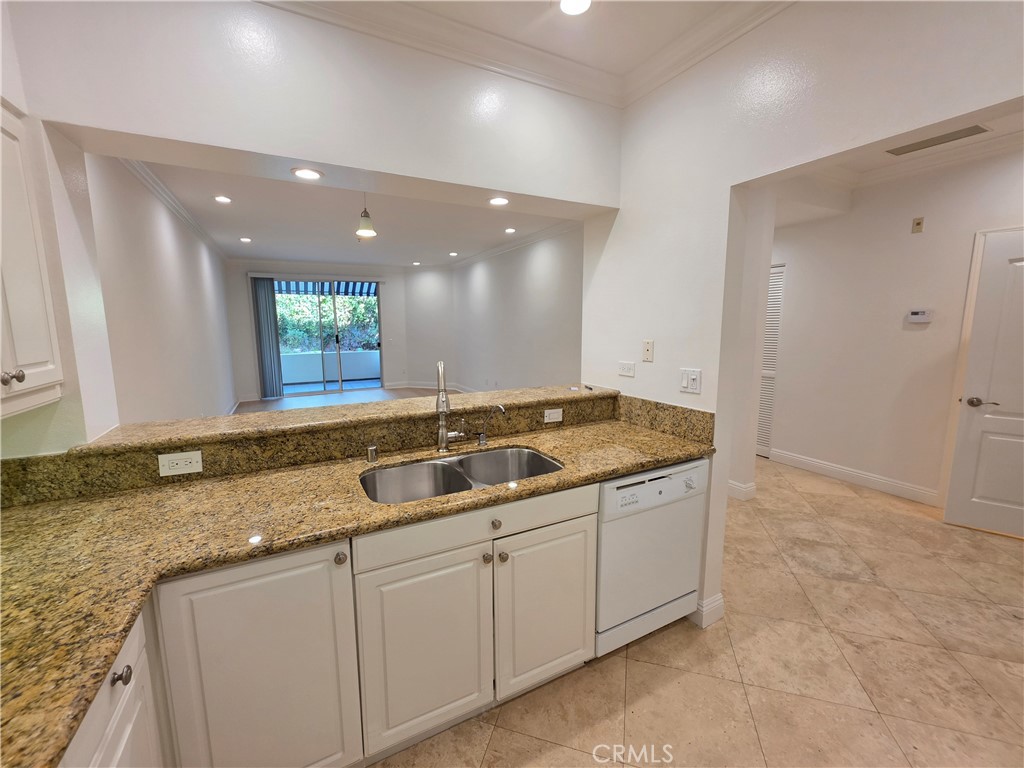 25432 Sea Bluffs 102 Property Photo 3