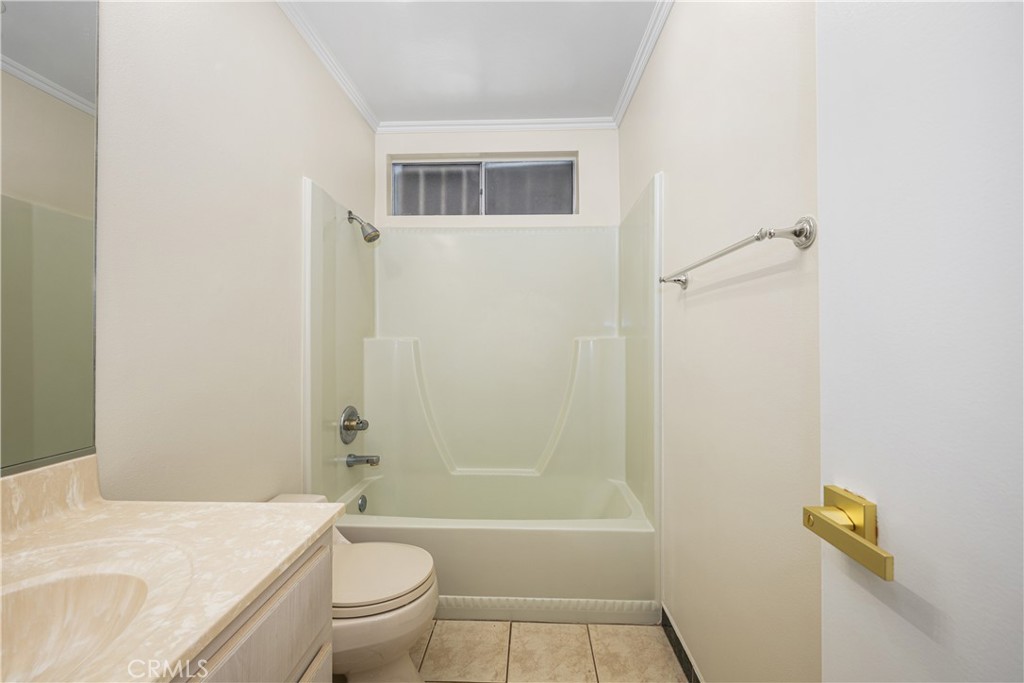 3622 Pacific Property Photo 13