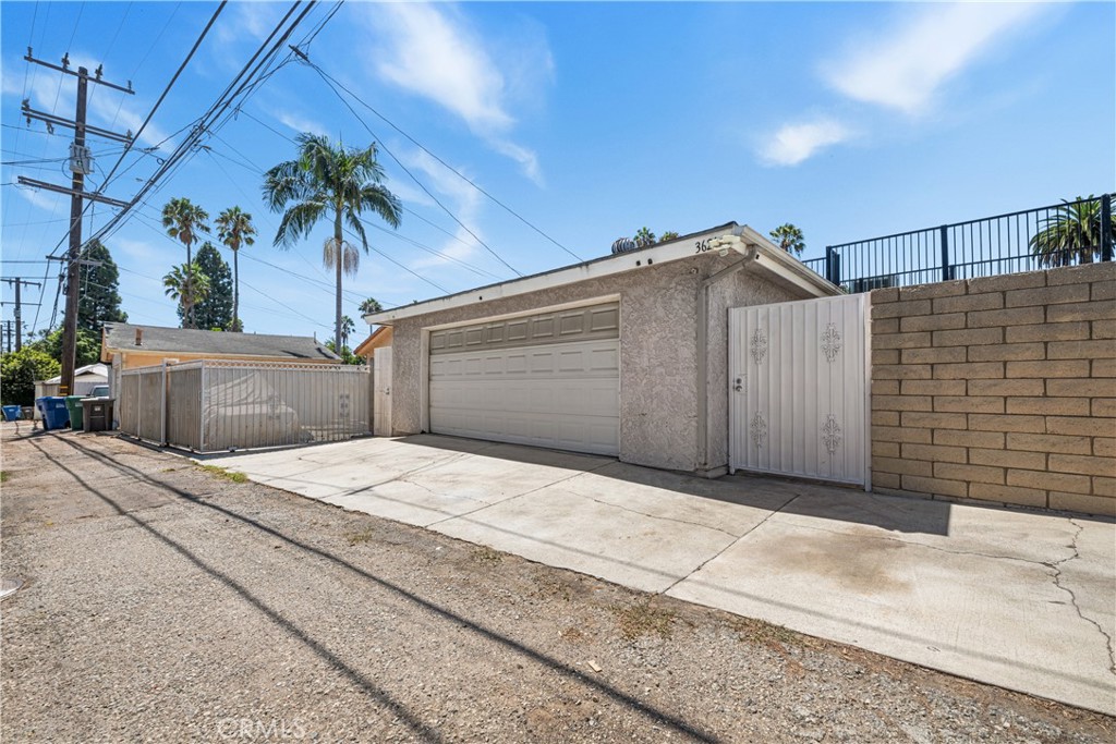 3622 Pacific Property Photo 35