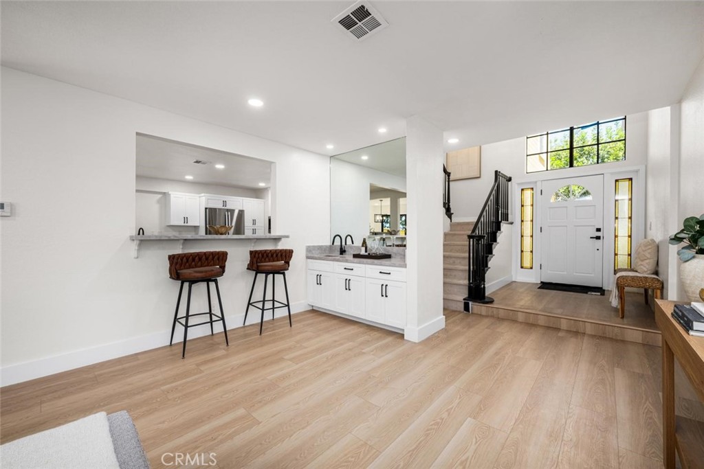 6013 Loynes Property Photo 7