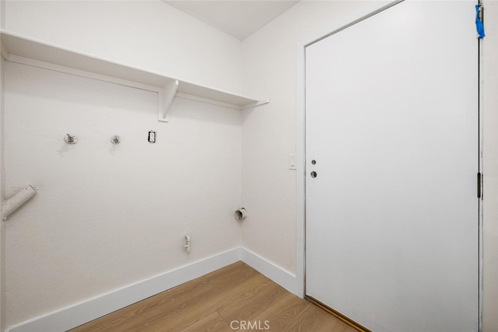 6013 Loynes Property Photo 34