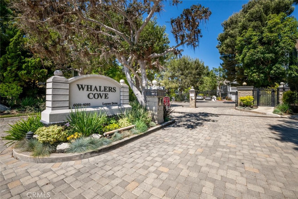 6013 Loynes Property Photo 36