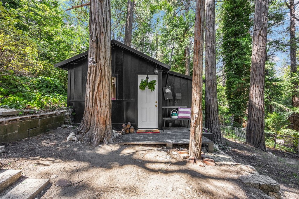 23786 Wildwood Property Photo 1