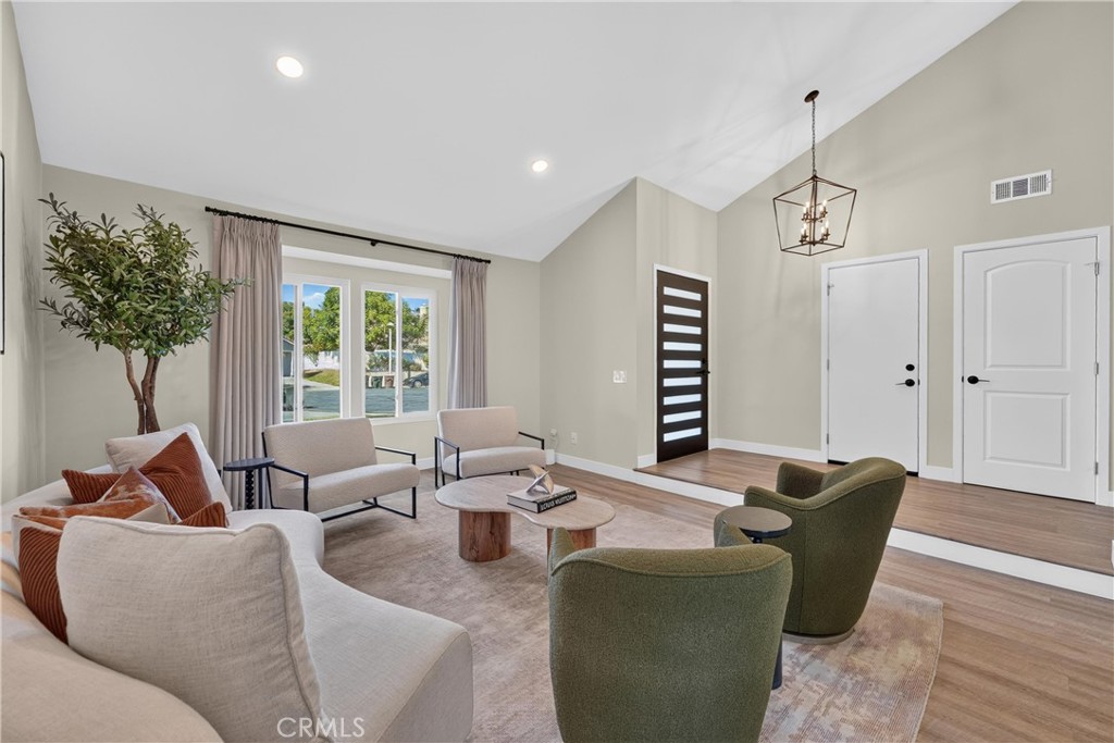 24604 Via Vallarta Property Photo 9