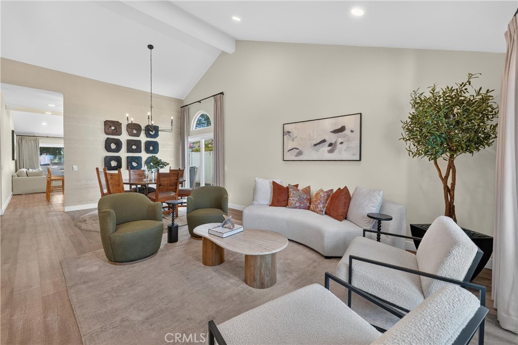 24604 Via Vallarta Property Photo 11