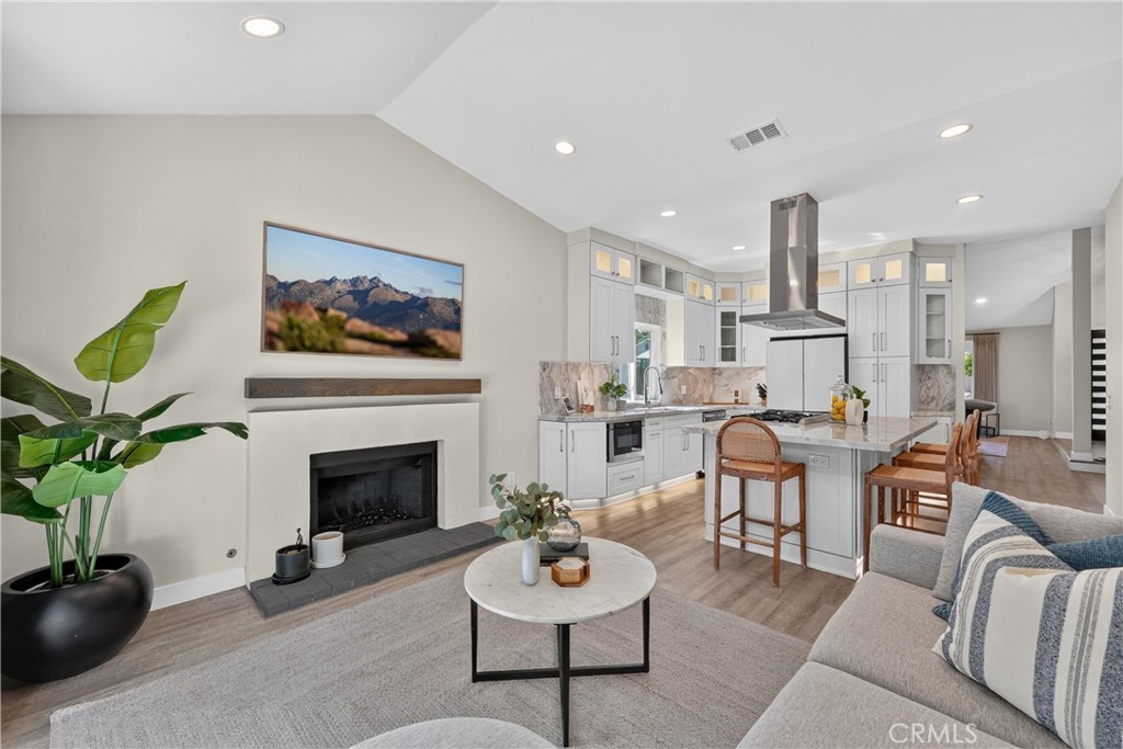 24604 Via Vallarta Property Photo 18