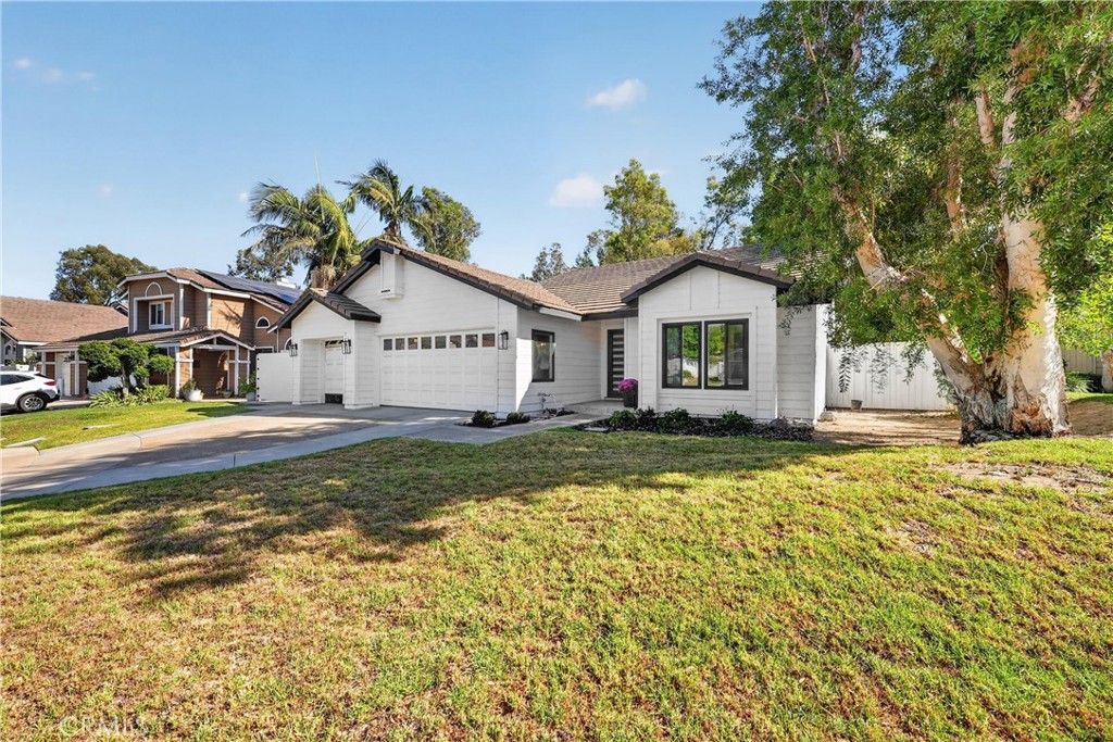 24604 Via Vallarta Property Photo 40