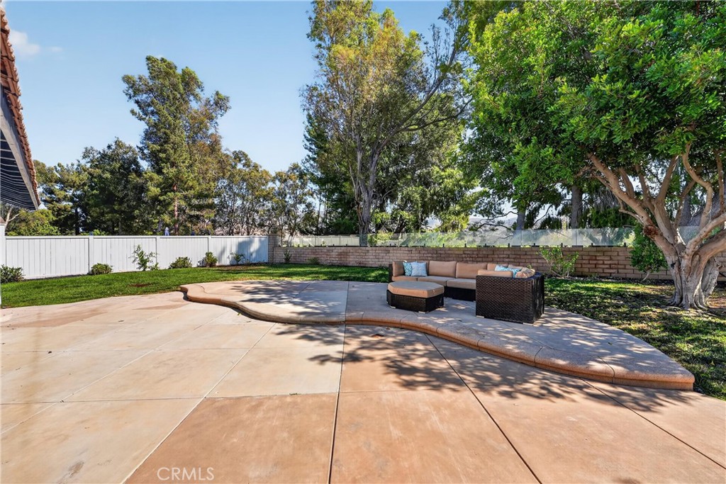 24604 Via Vallarta Property Photo 48