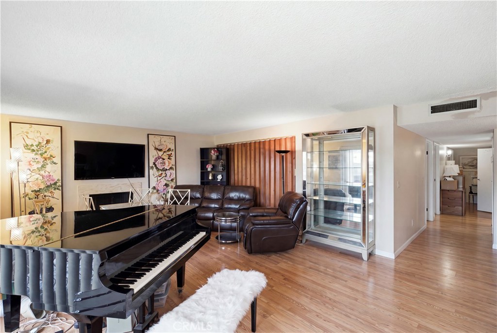 12300 Montecito Road 24 Property Photo 2