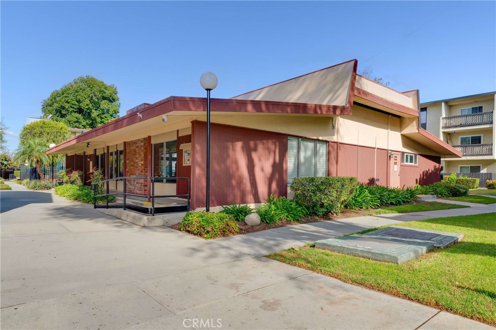 12200 Montecito H101 Property Photo 28