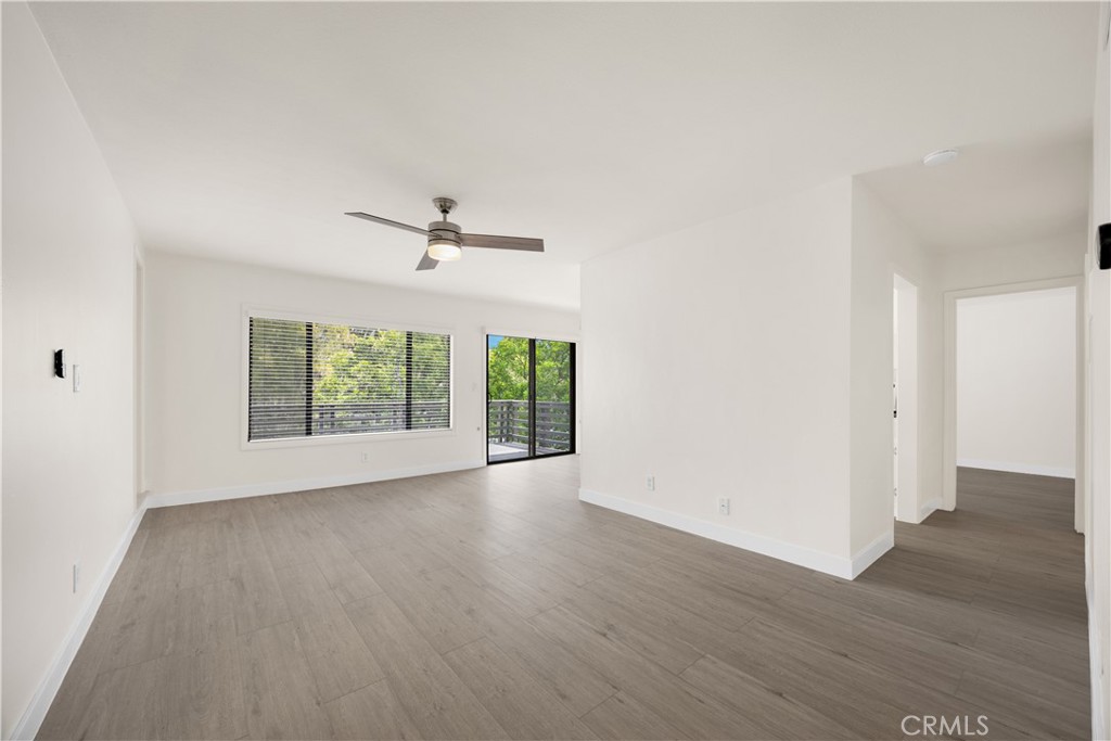 1300 W Lambert 10 Property Photo 29