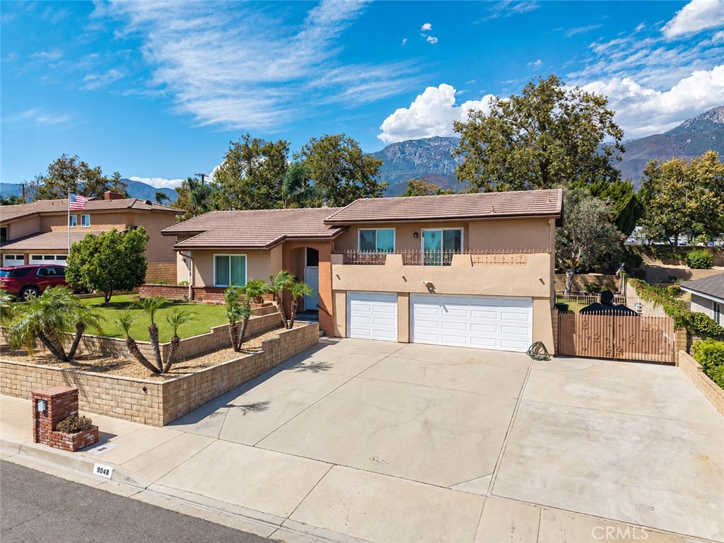 9048 Regency Way Property Photo 3