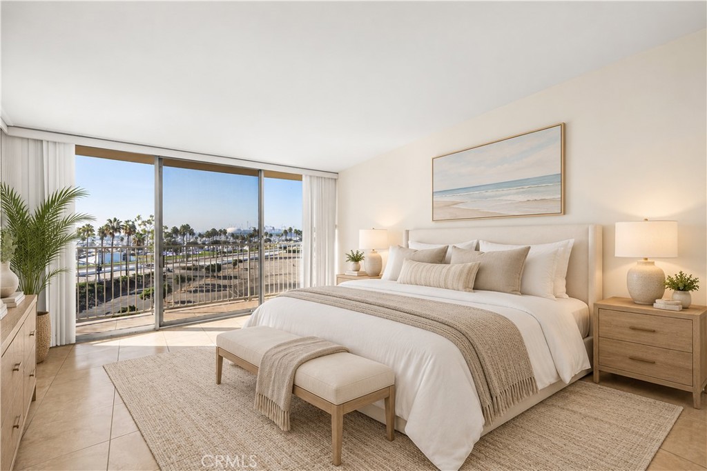 700 E Ocean 706 Property Photo 7