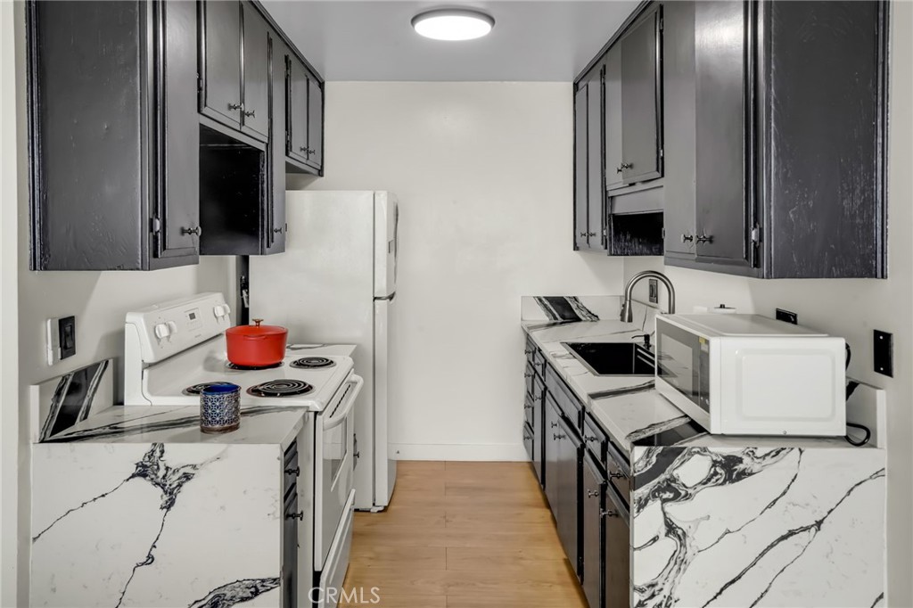 375 Atlantic Avenue 607 Property Photo 14