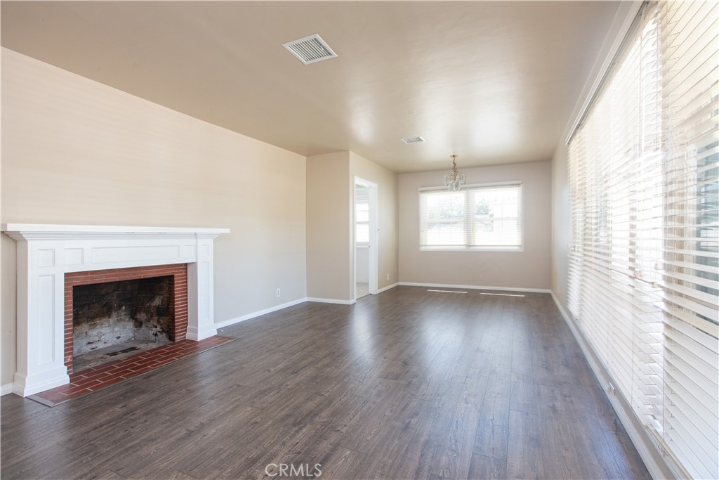 9002 Amsdell Avenue Property Photo 5