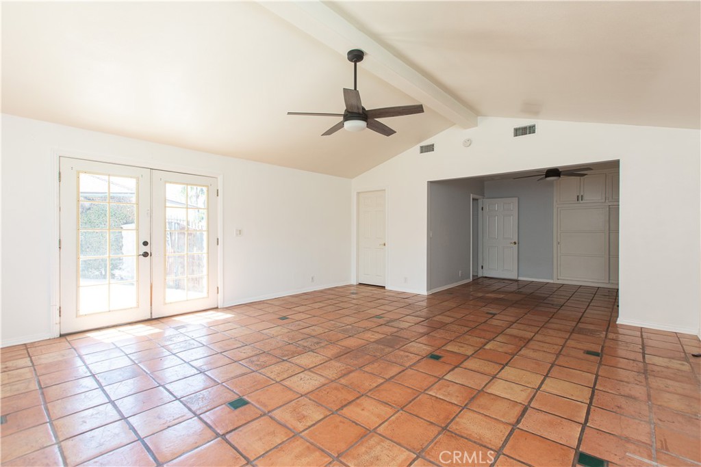 9002 Amsdell Avenue Property Photo 19