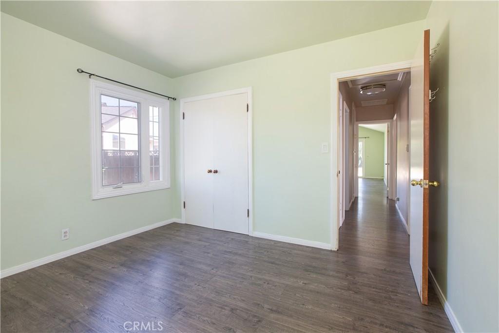 9002 Amsdell Avenue Property Photo 28
