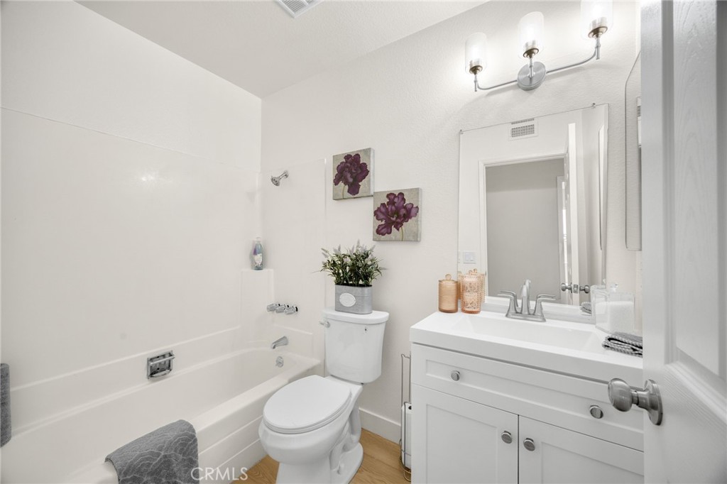 17342 Glasgow Circle Property Photo 18