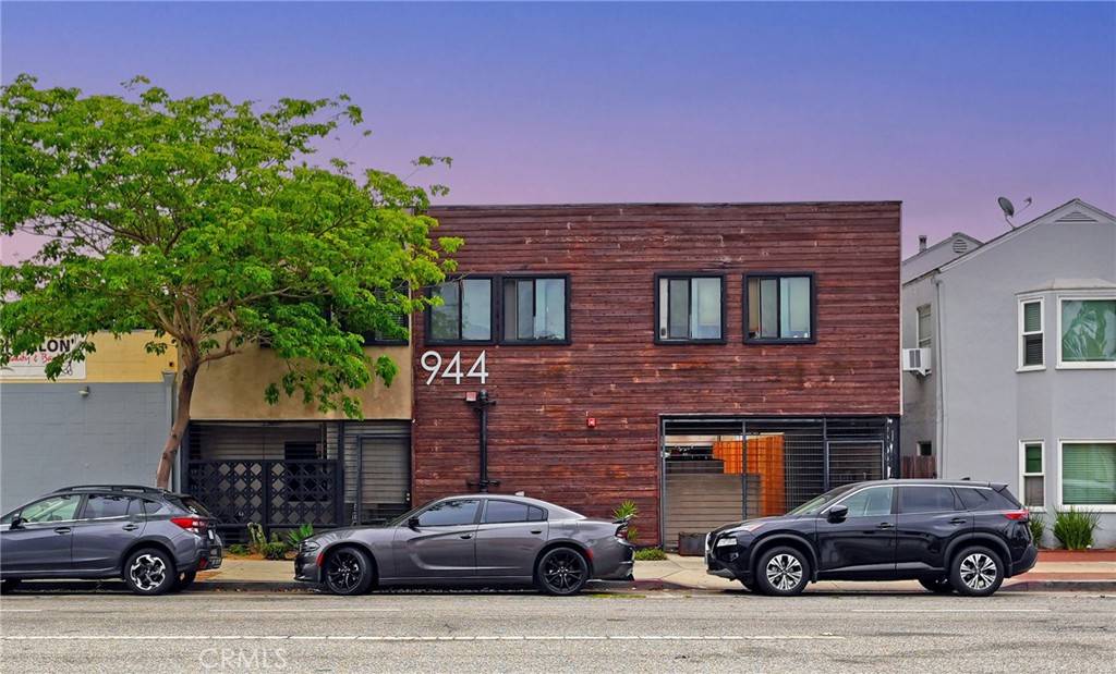 944 Pacific Property Photo 1