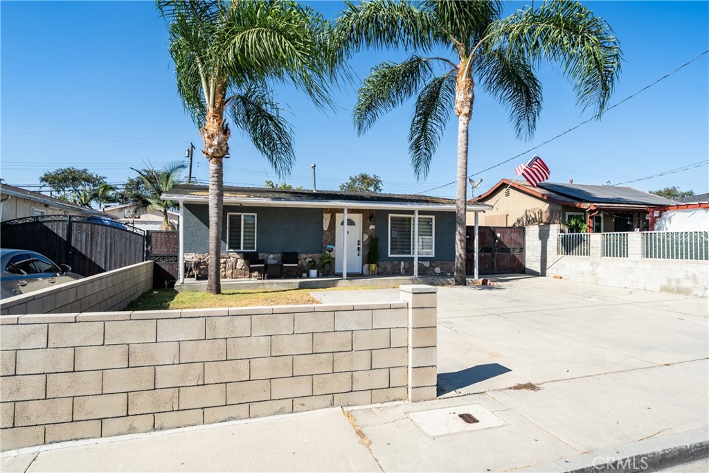 151 Grace Property Photo 3