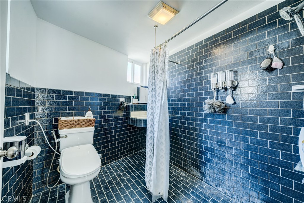 151 Grace Property Photo 23