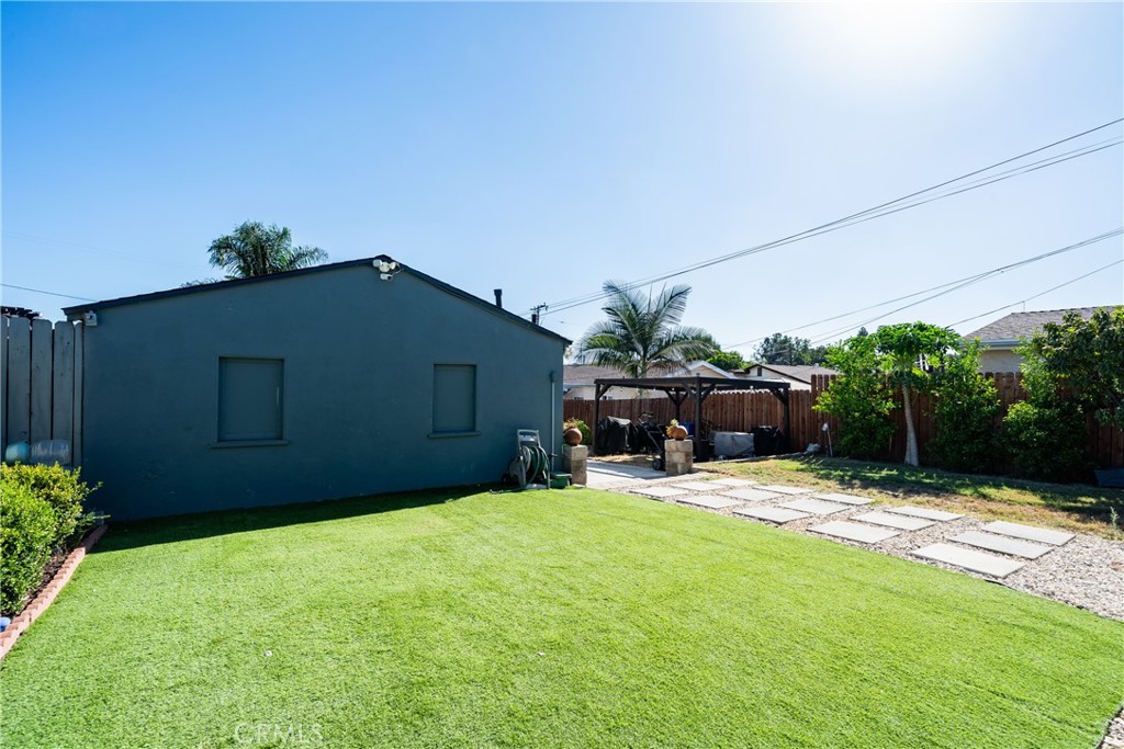 151 Grace Property Photo 24