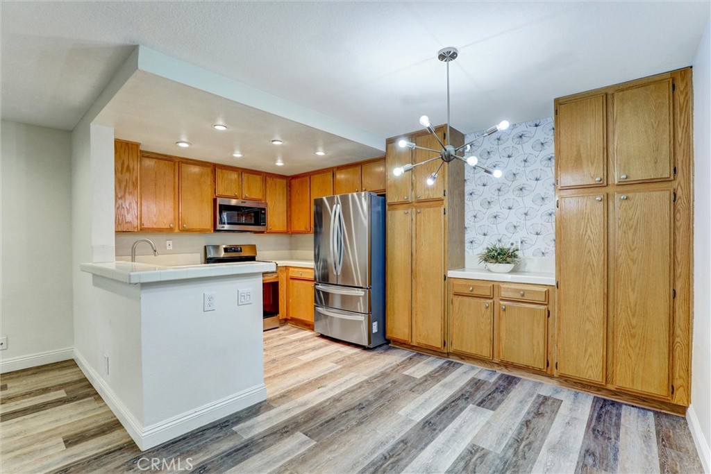 27343 Nicole Dr Property Photo 6