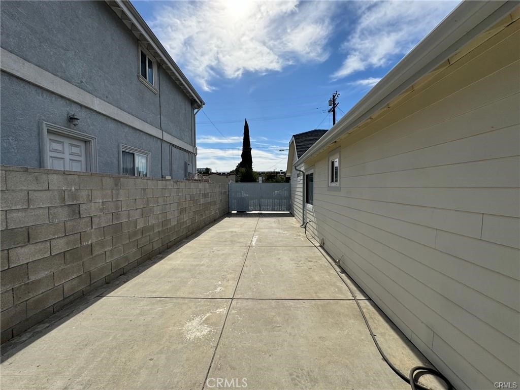 7781 11th Property Photo 2