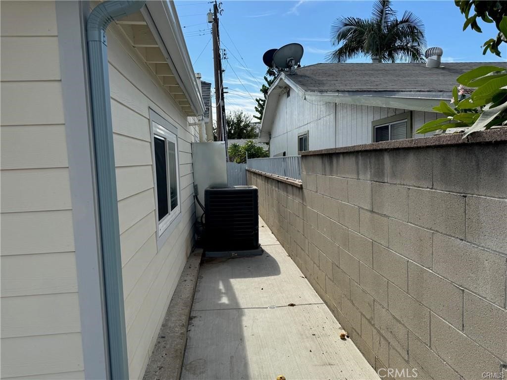 7781 11th Property Photo 4