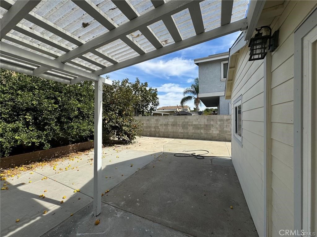7781 11th Property Photo 5