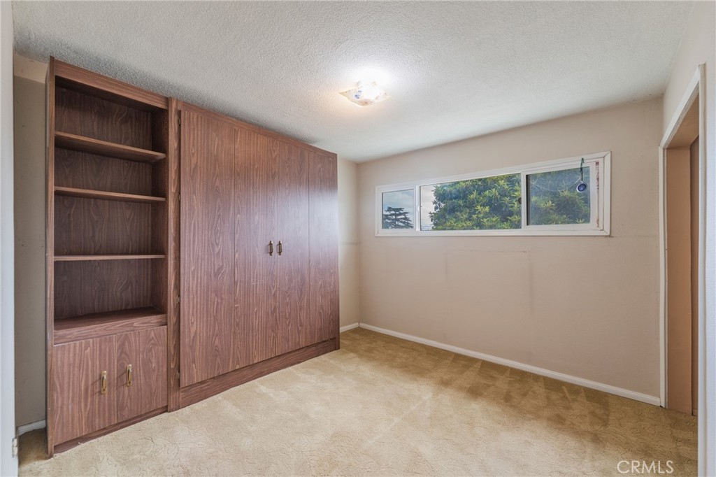 11841 Gary Street Property Photo 12