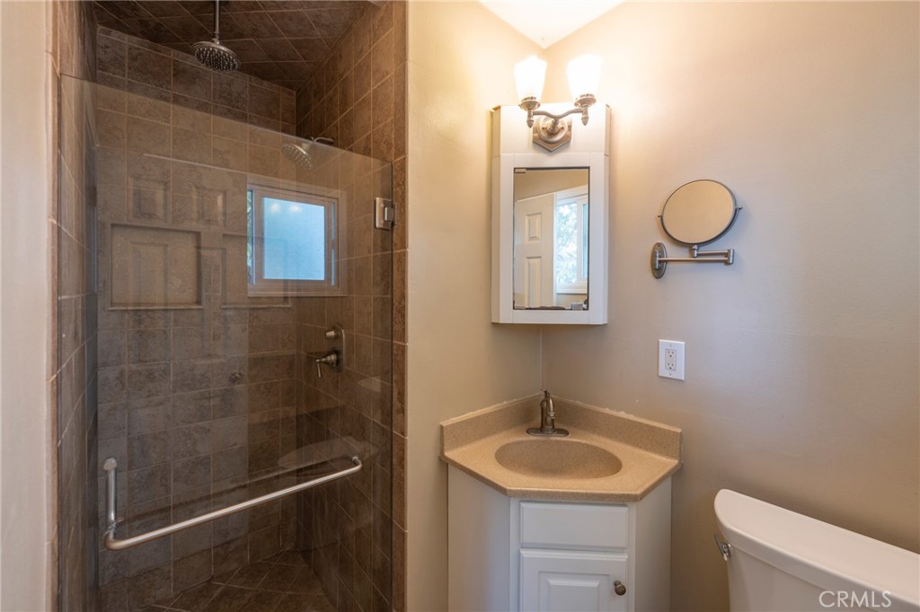 11841 Gary Street Property Photo 16