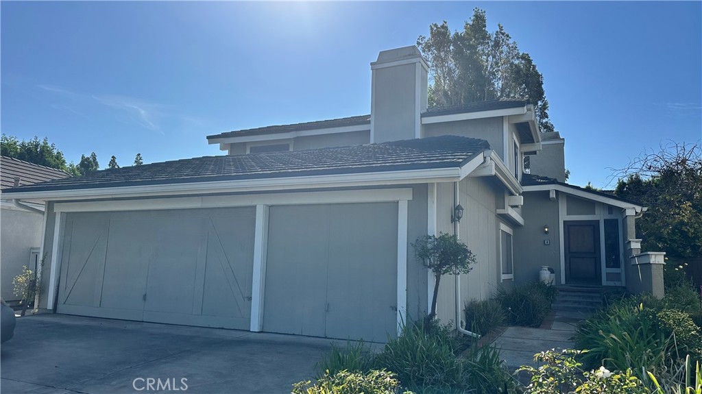 8 Woodfall Property Photo