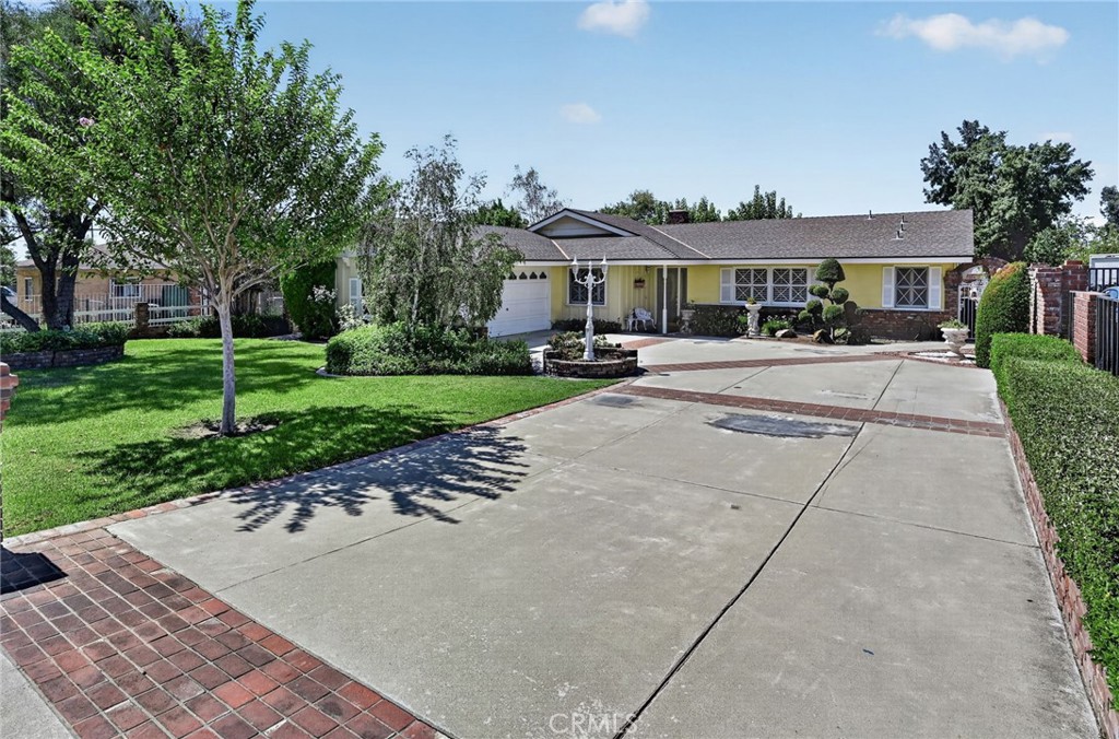 10248 Redwood Avenue Property Photo 1
