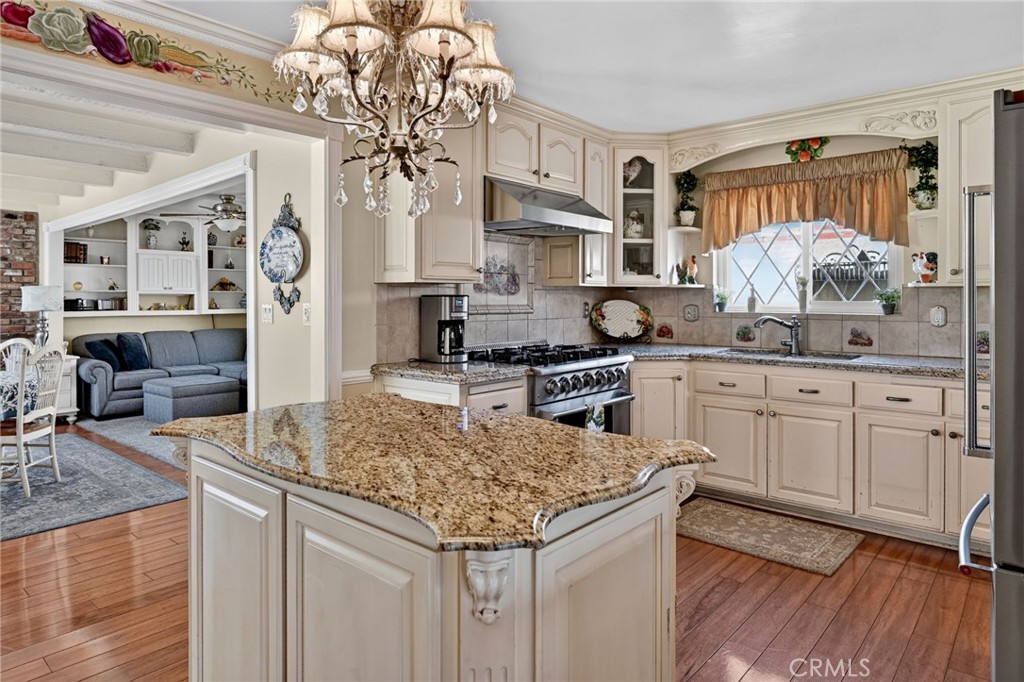10248 Redwood Avenue Property Photo 17