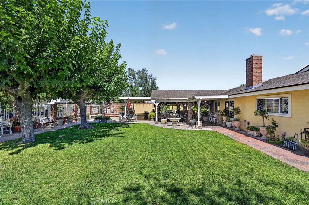 10248 Redwood Avenue Property Photo 33