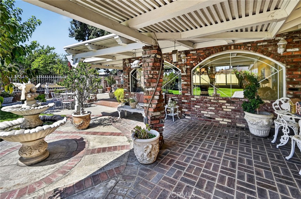 10248 Redwood Avenue Property Photo 39