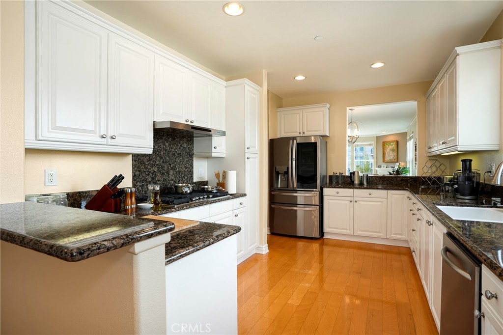 1000 E Ocean Boulevard 510 Property Photo 8