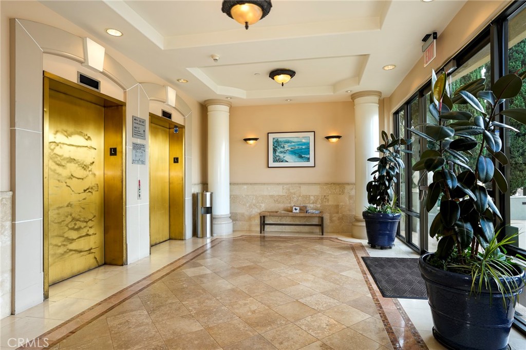 1000 E Ocean Boulevard 510 Property Photo 26