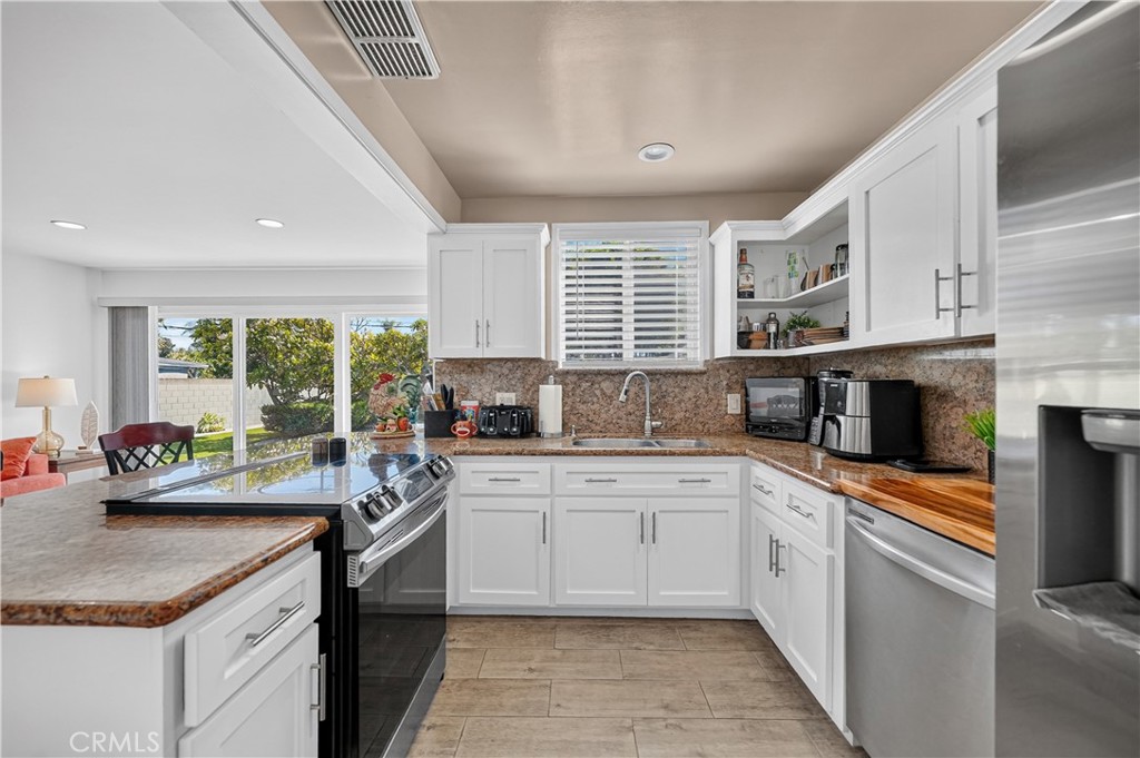 9110 Aero Drive Property Photo 7