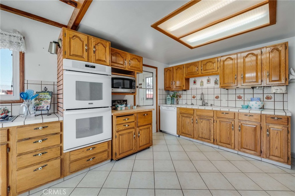 5031 N Raton Property Photo 12