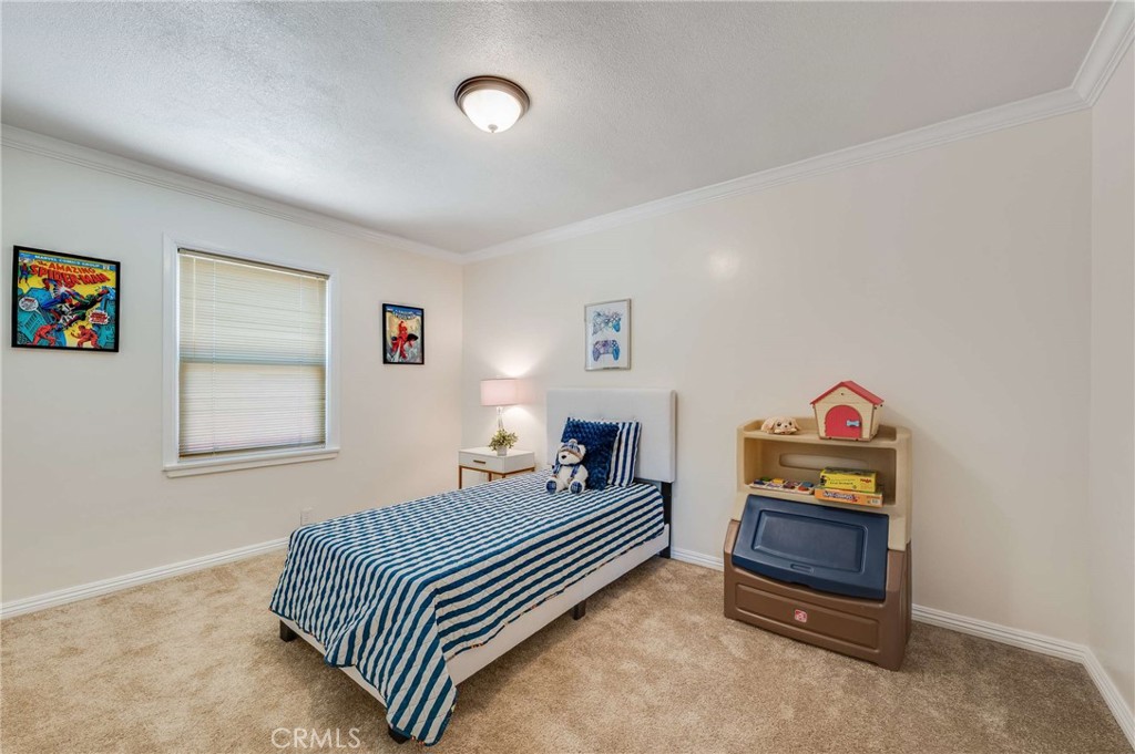 5031 N Raton Property Photo 16