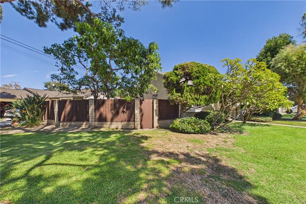 1902 Lees Avenue Property Photo 4