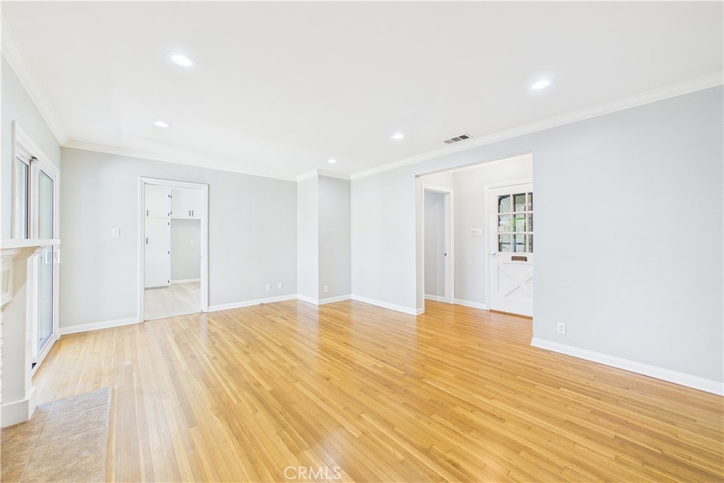 1902 Lees Avenue Property Photo 7