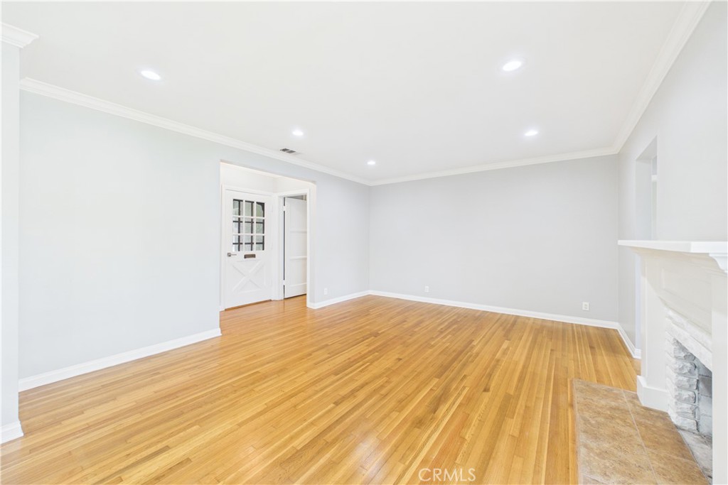 1902 Lees Avenue Property Photo 8