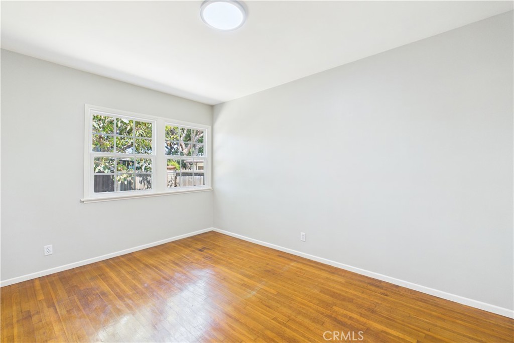 1902 Lees Avenue Property Photo 22