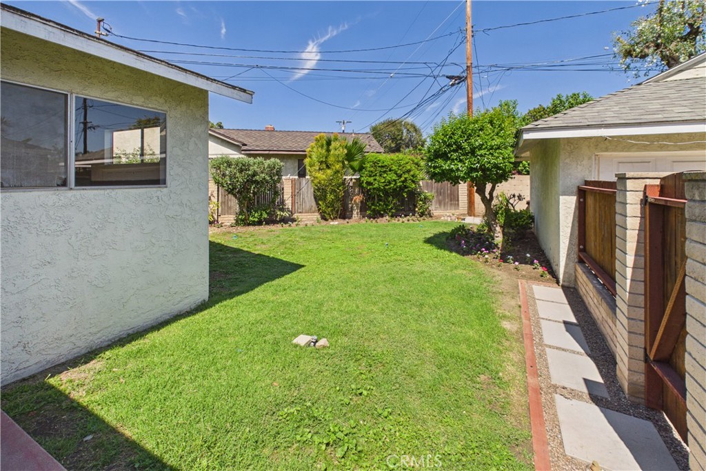 1902 Lees Avenue Property Photo 32