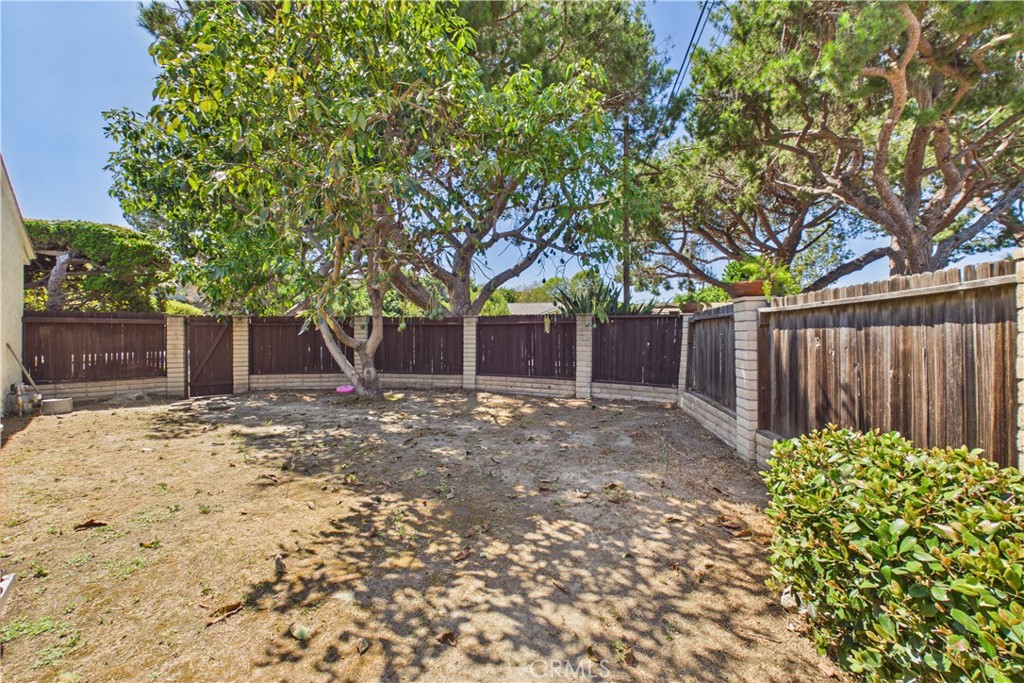 1902 Lees Avenue Property Photo 38