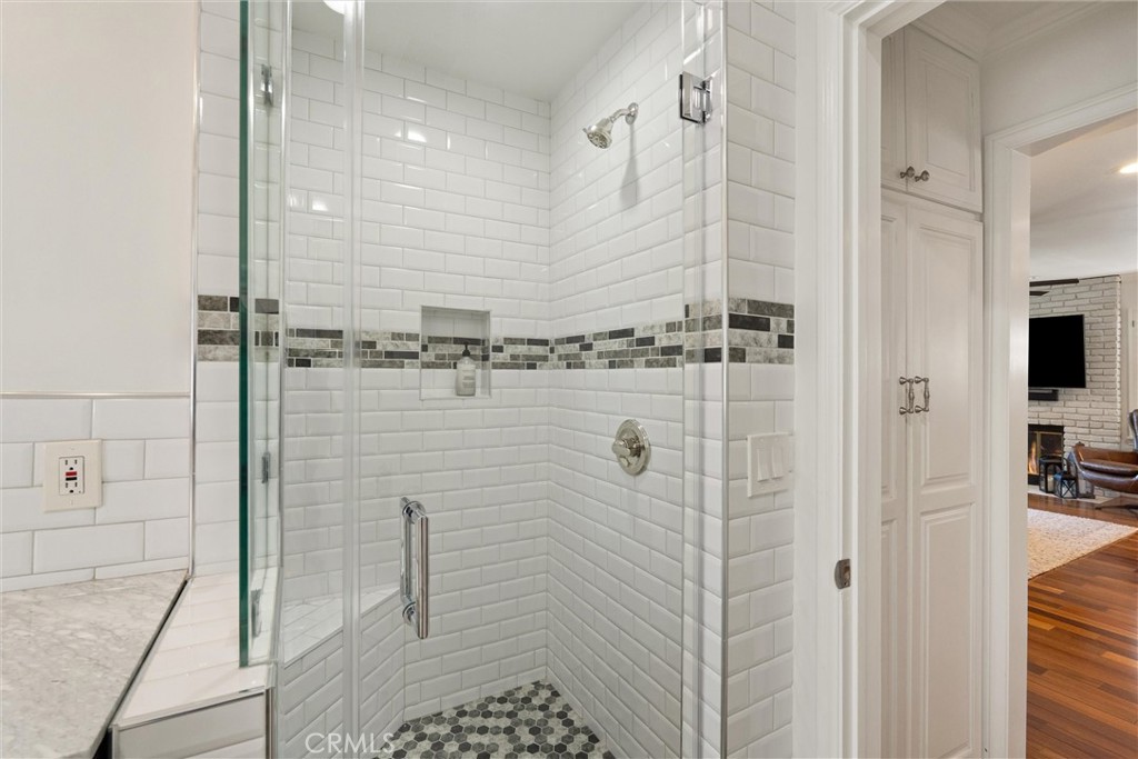 3461 Gaviota Avenue Property Photo 15