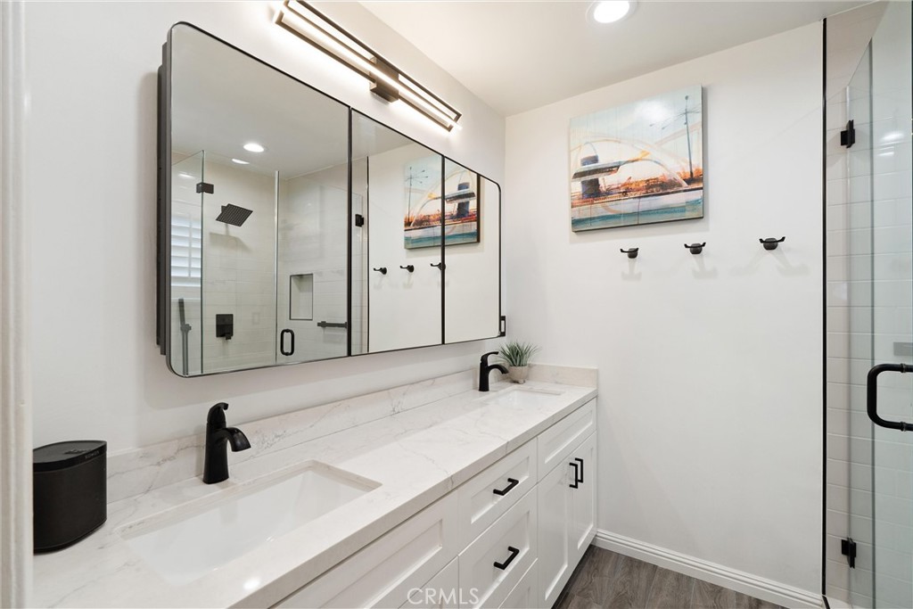 3461 Gaviota Avenue Property Photo 18